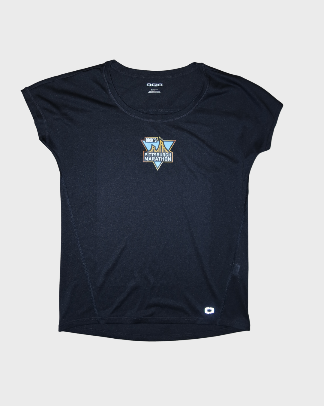 WOMEN'S OGIO x PITTSBURGH MARATHON PERFORMANCE TEE