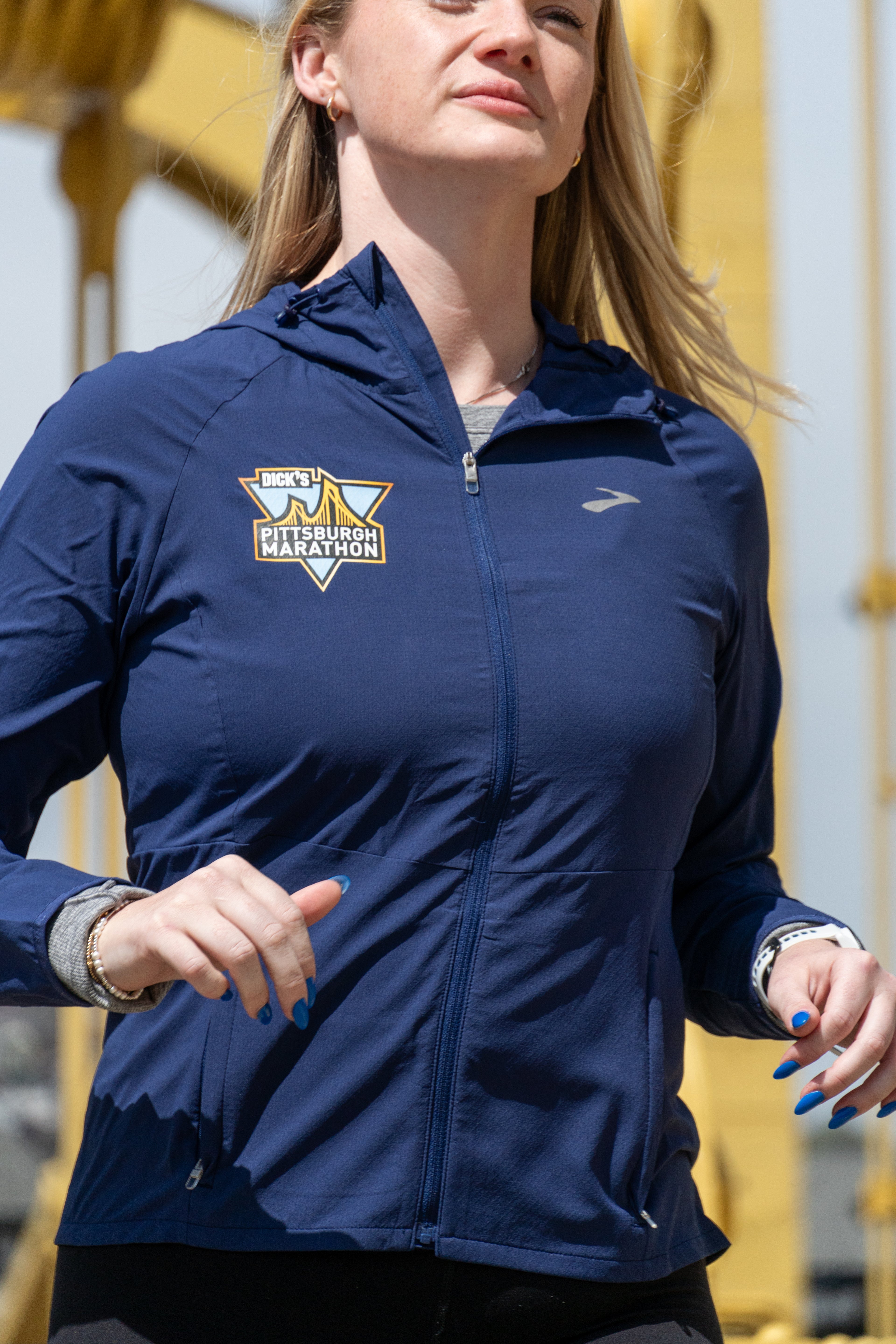 2025 OFFICIAL PITTSBURGH MARATHON FINISHER JACKET