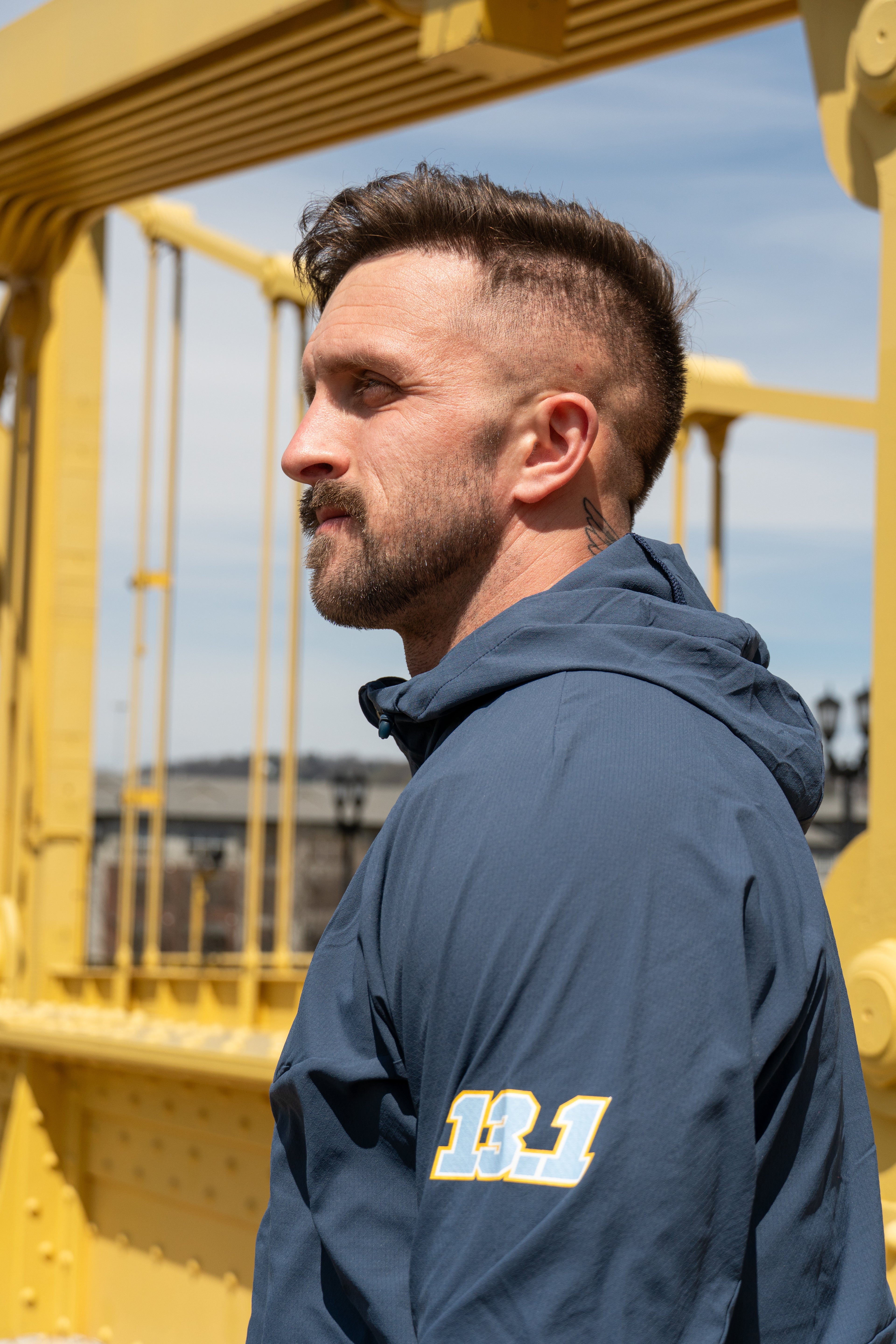 2025 OFFICIAL PITTSBURGH MARATHON FINISHER JACKET