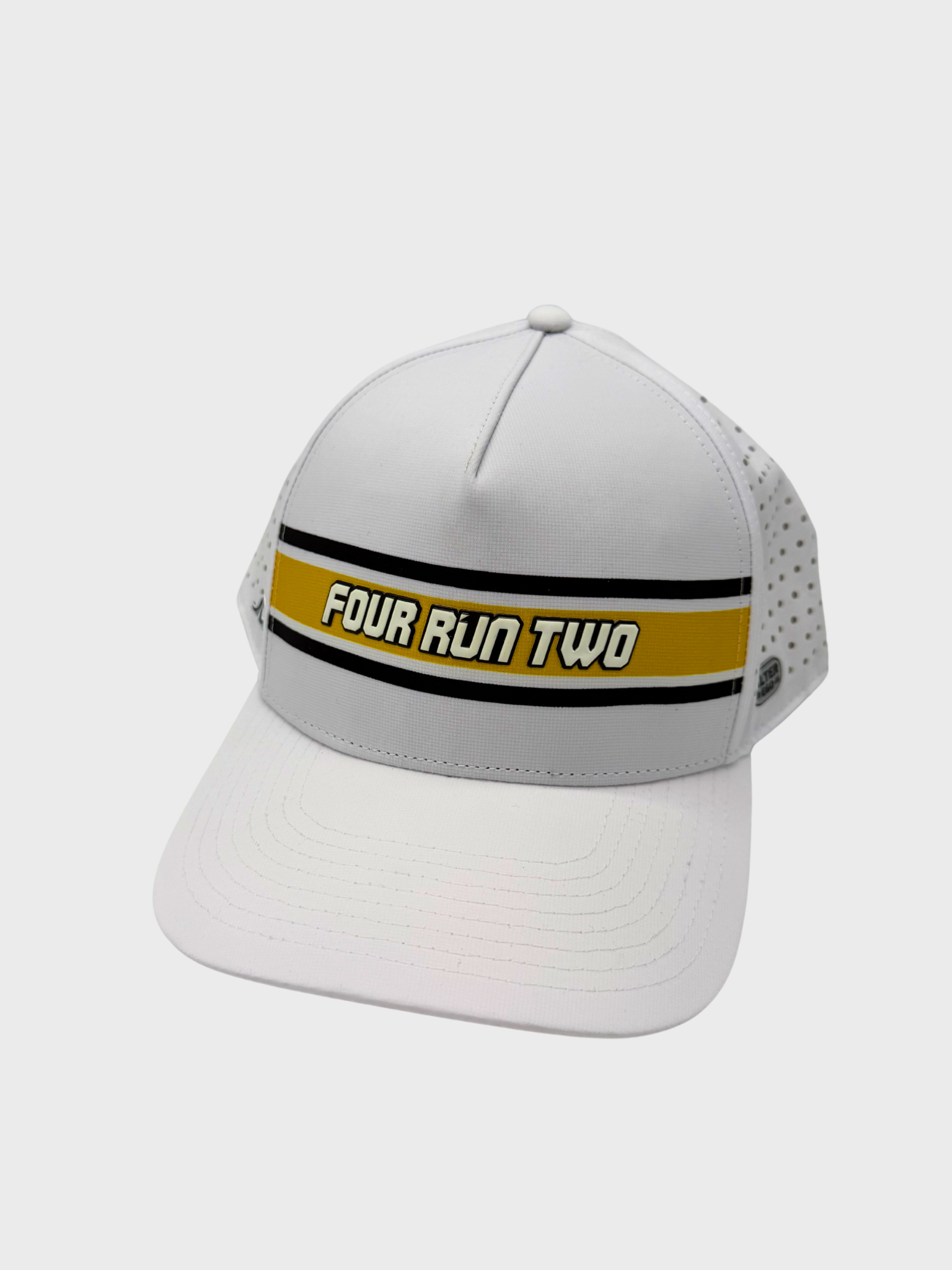 ALTER EGO PERFORMANCE HAT - FOUR RUN TWO WHITE