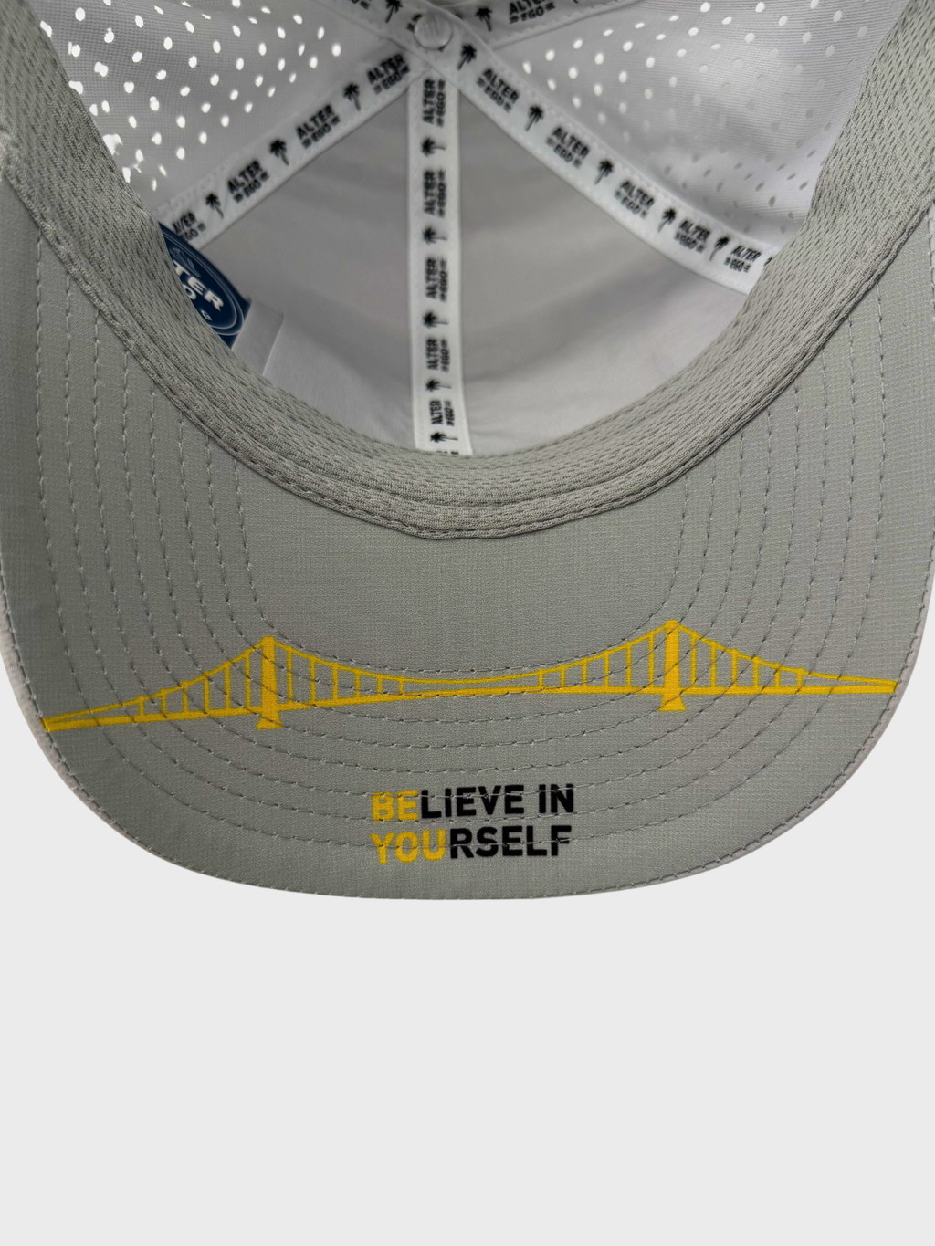 ALTER EGO PERFORMANCE HAT - 4RUN2 GREY
