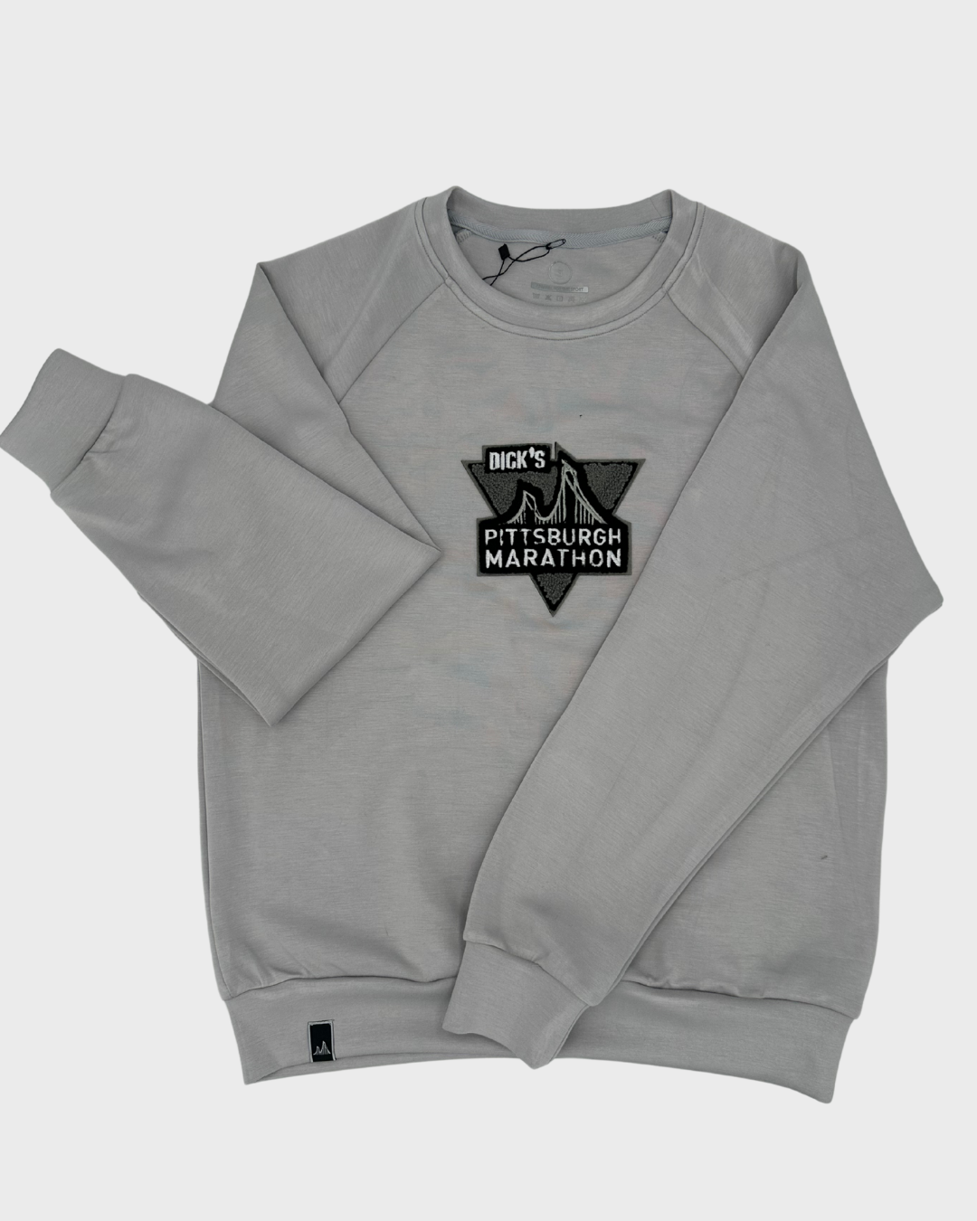 CONQUER PERFORMANCE CREWNECK PITTSBURGH MARATHON GREY