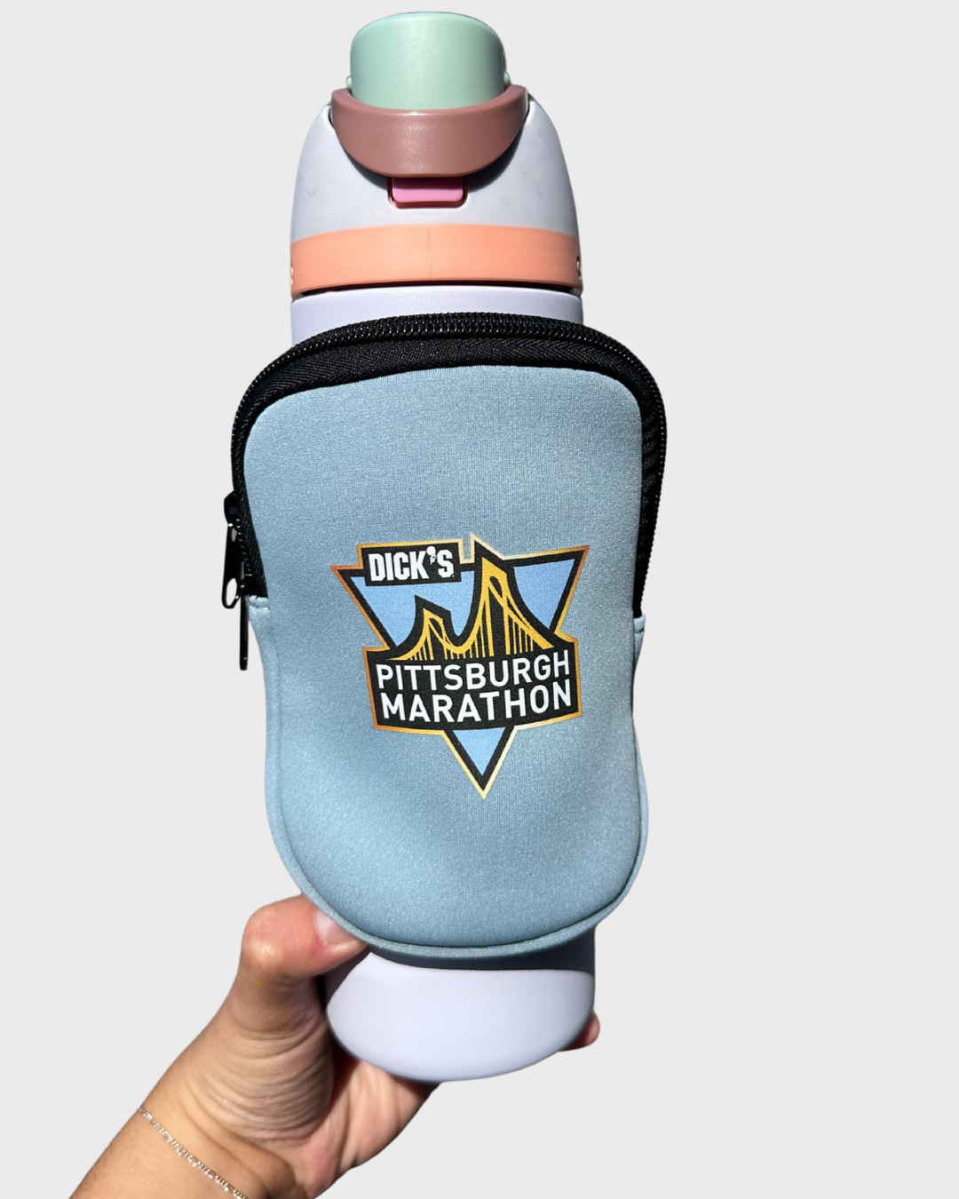 THE MARATHON HYDRATION HOLDER