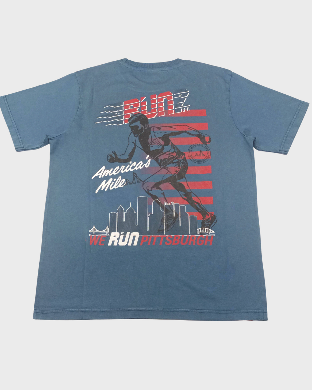 RED WHITE & MOVE COMFY TEE