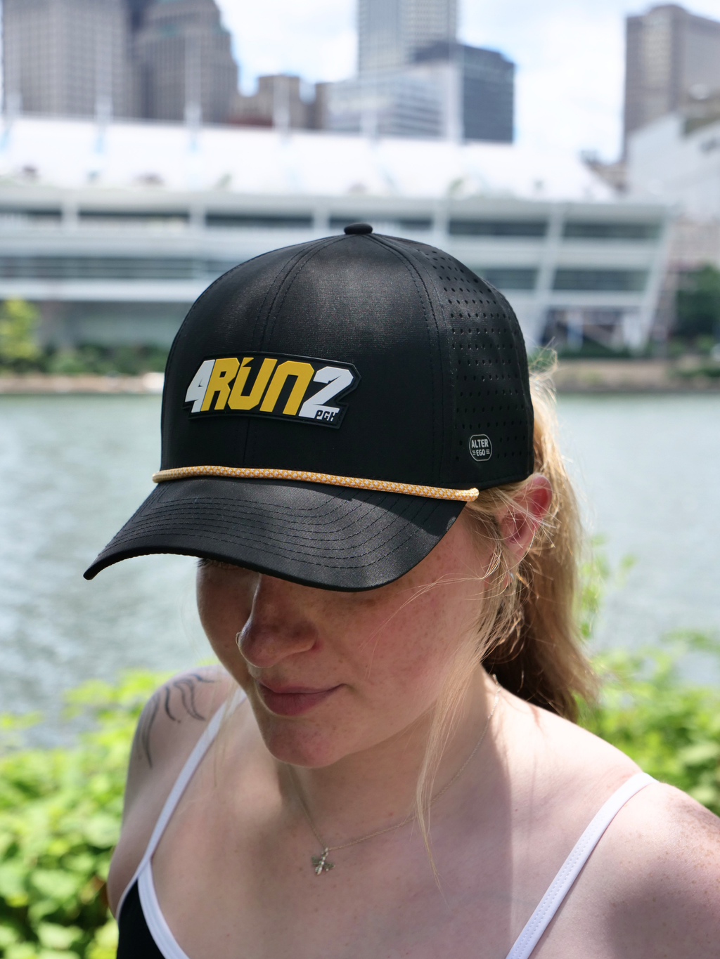 ALTER EGO PERFORMANCE HAT - 4RUN2 BLACK