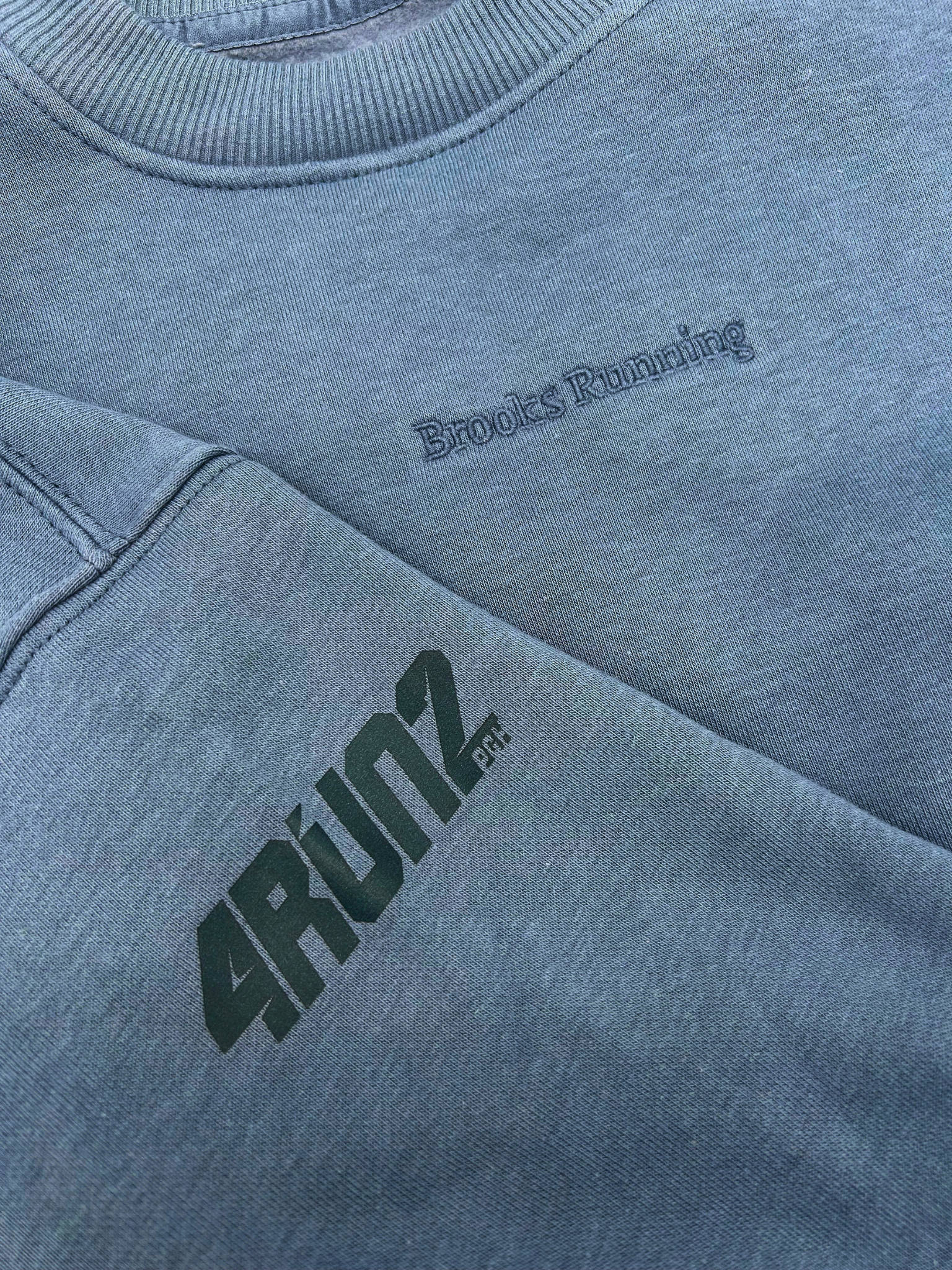 BROOKS CROPPED CREW STEEL BLUE