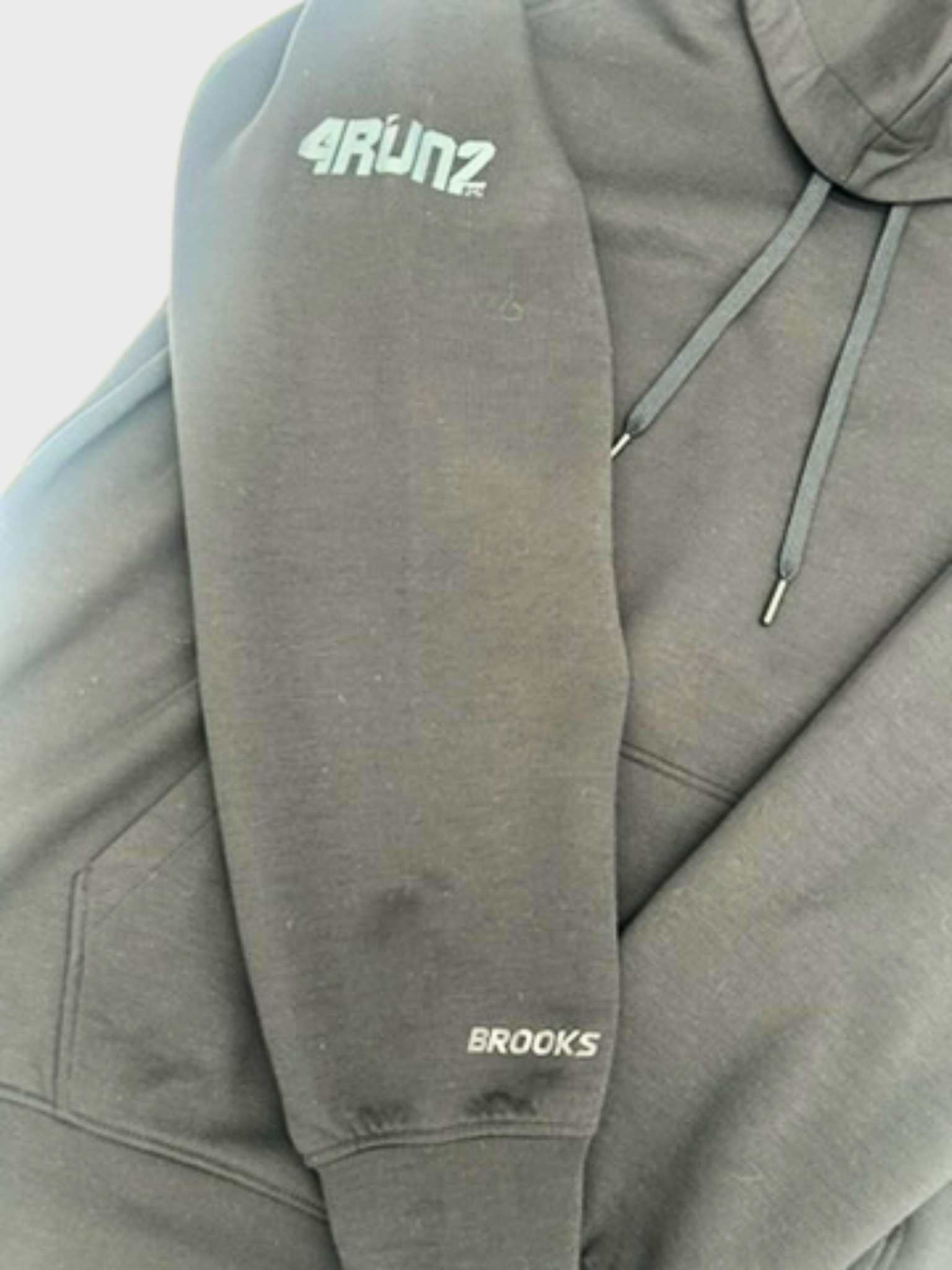 BROOKS MOVEMENT HOODIE MENS
