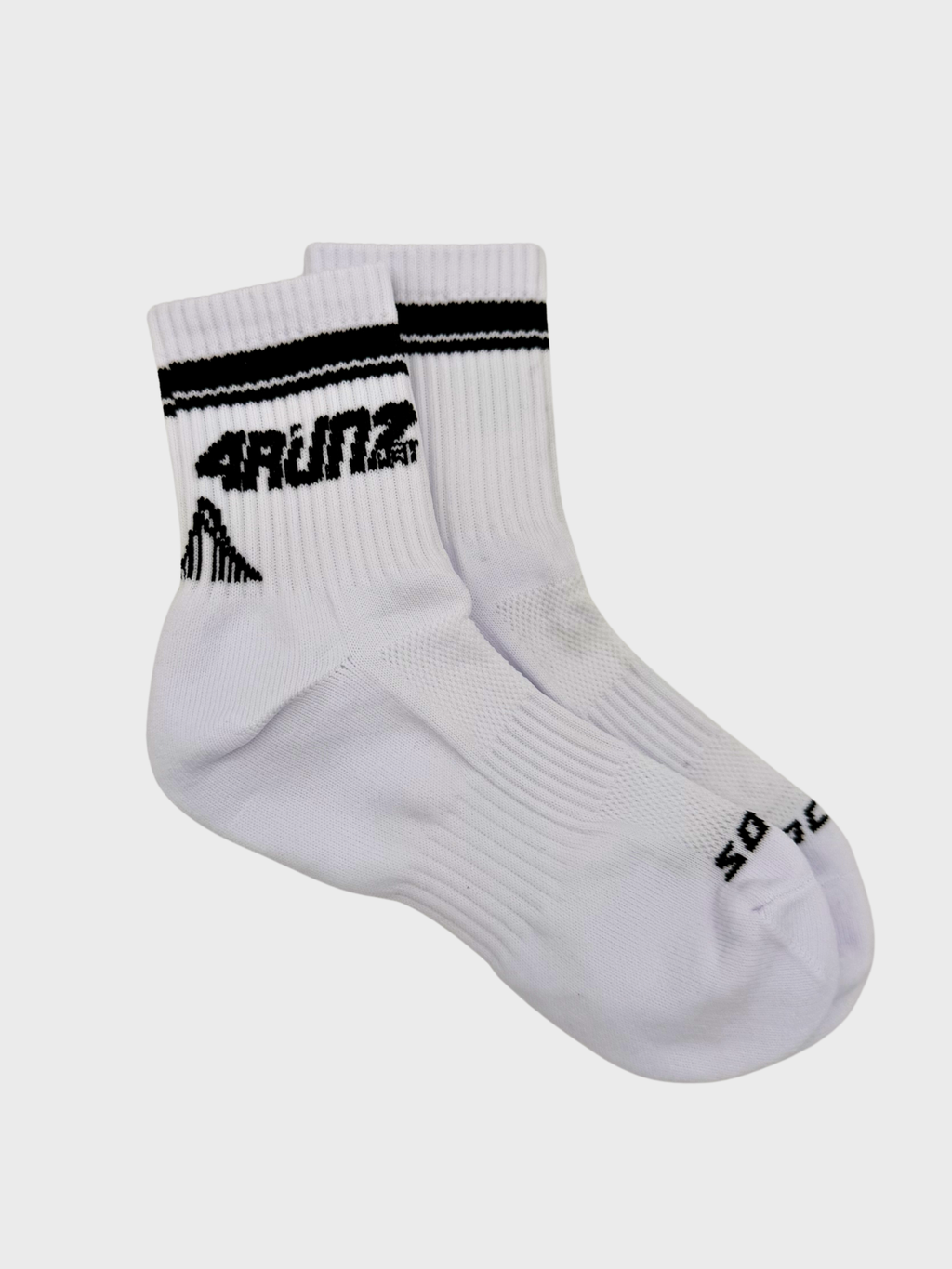 4RUN2 CREW SOCKS